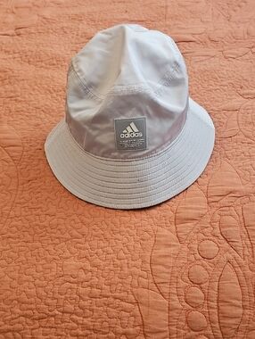 adidas Light Gray Bucket Hat with Gray Logo Patch